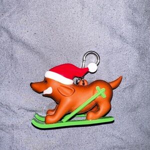 NWOT Skiing Dog pocketbac holder